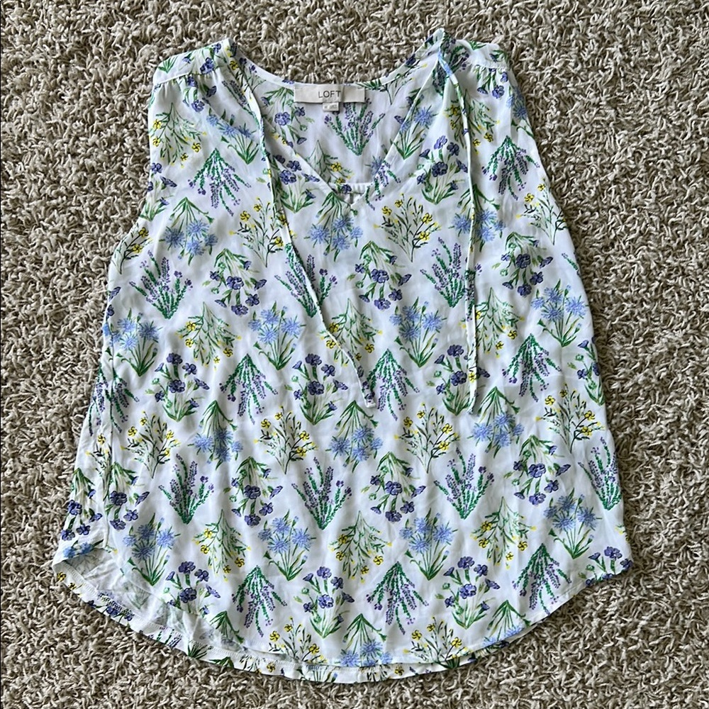 LOFT Women’s XS White Floral Tank Top